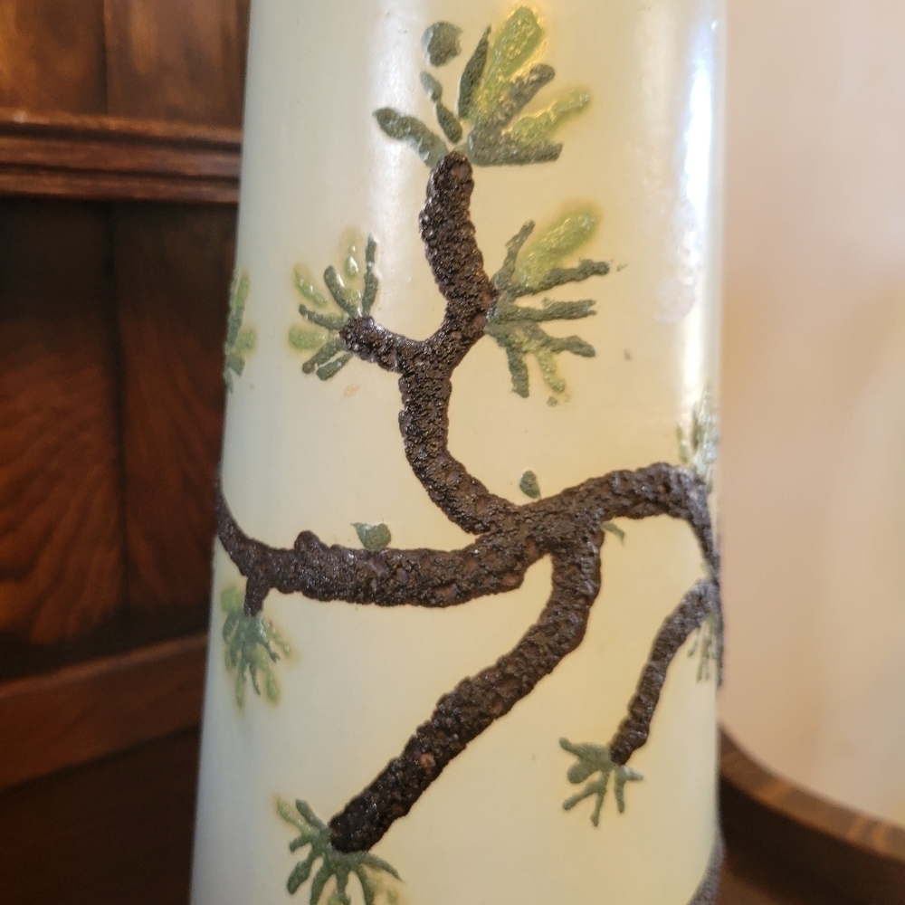 Copy - Vintage pottery vase with a cherry blossom design. Signed by artist - Picture 3 of 7